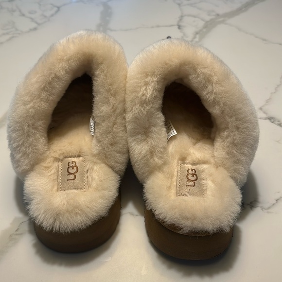 UGG Women’s Disquette Suede Slipper Size 9 - Picture 4 of 8